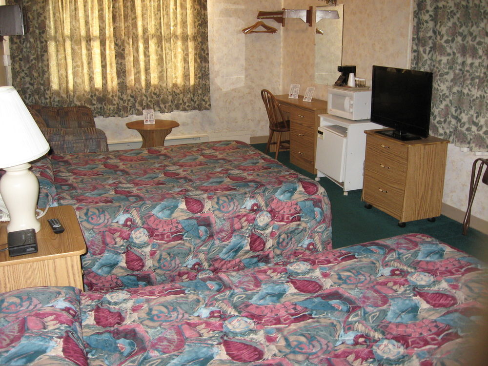 Glacier Gateway Inn Cut Bank ภายนอก รูปภาพ